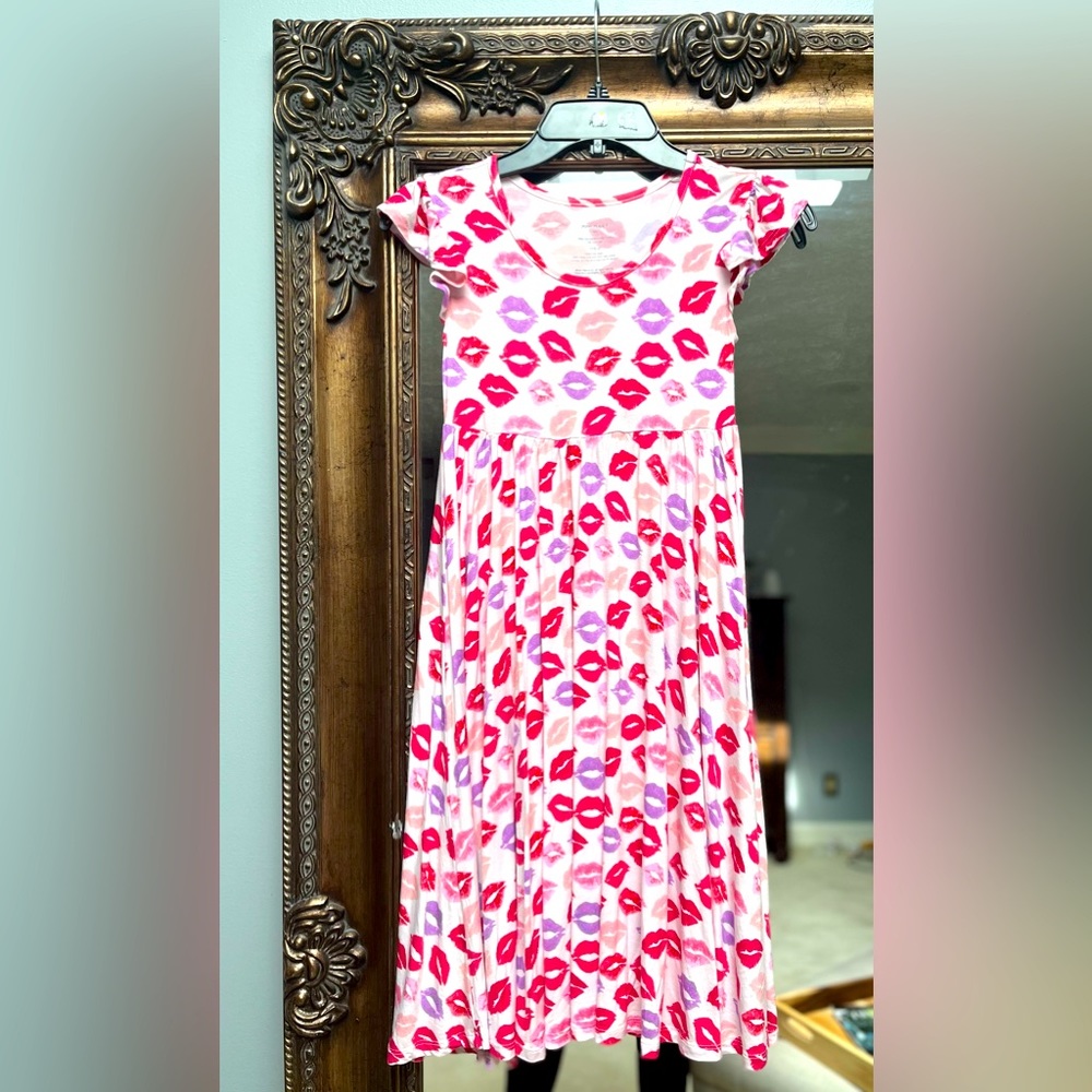 NEW Posh Peanut Lola kisses lips Bamboo dress 10Y